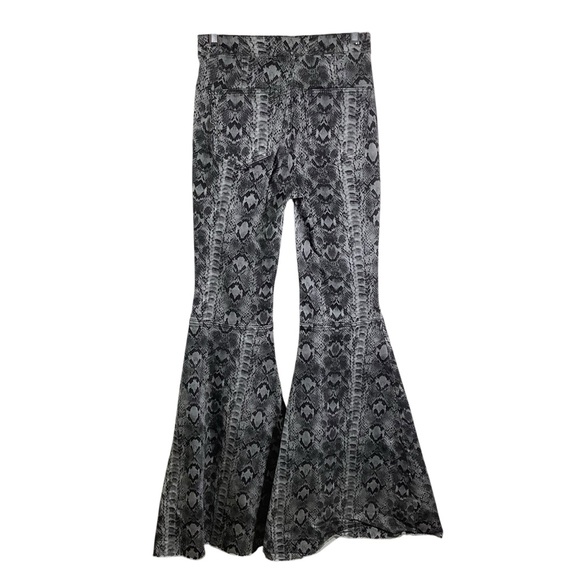 We The Free Women's Flared Snake Print Jeans - Picture 4 of 10